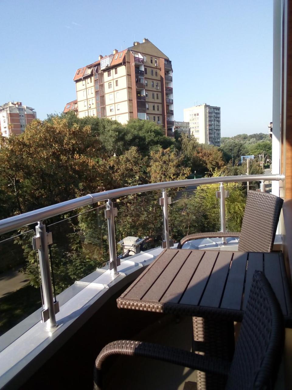 Konak Kutko Pancevo Exterior photo